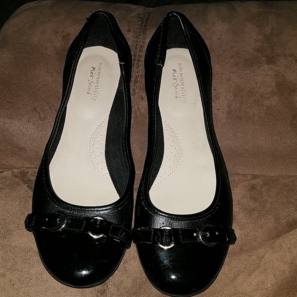 Black Flats size 6